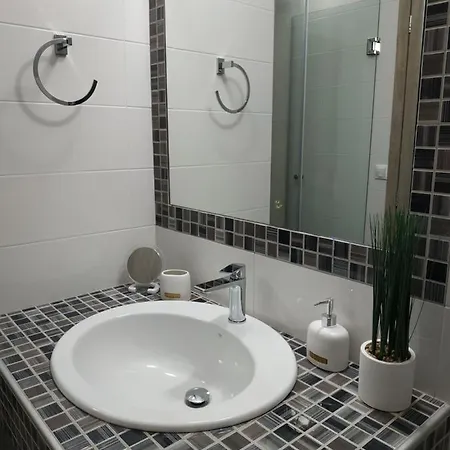 Lägenhet Arxontia 2 *